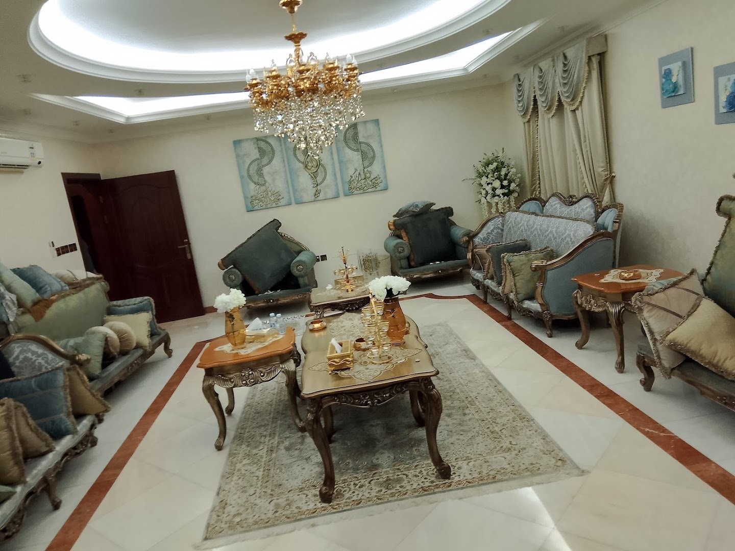 شركة ارتس كلين للنظافه بالبخار